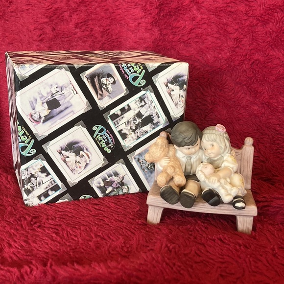 Kim Anderson’s Pretty as a Picture “Charity, Giving from the Heart” - Picture 8 of 9